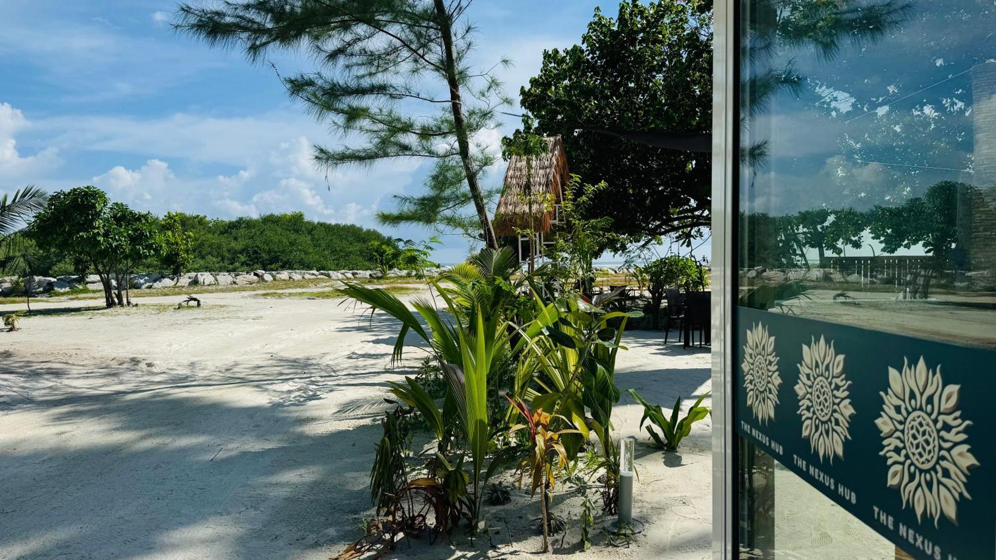 Hotel Wave Crest Retreat Thulusdhoo Exterior foto